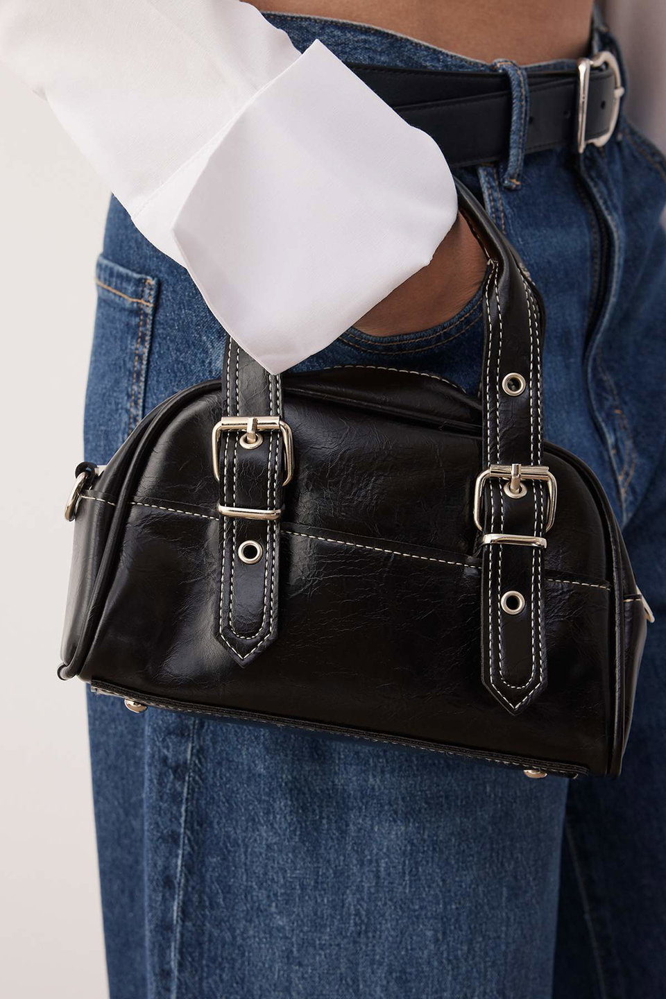 Contrast Stitched Women's Bowling Small Mini City Hand and Shoulder Bag TAKAW26OC00015