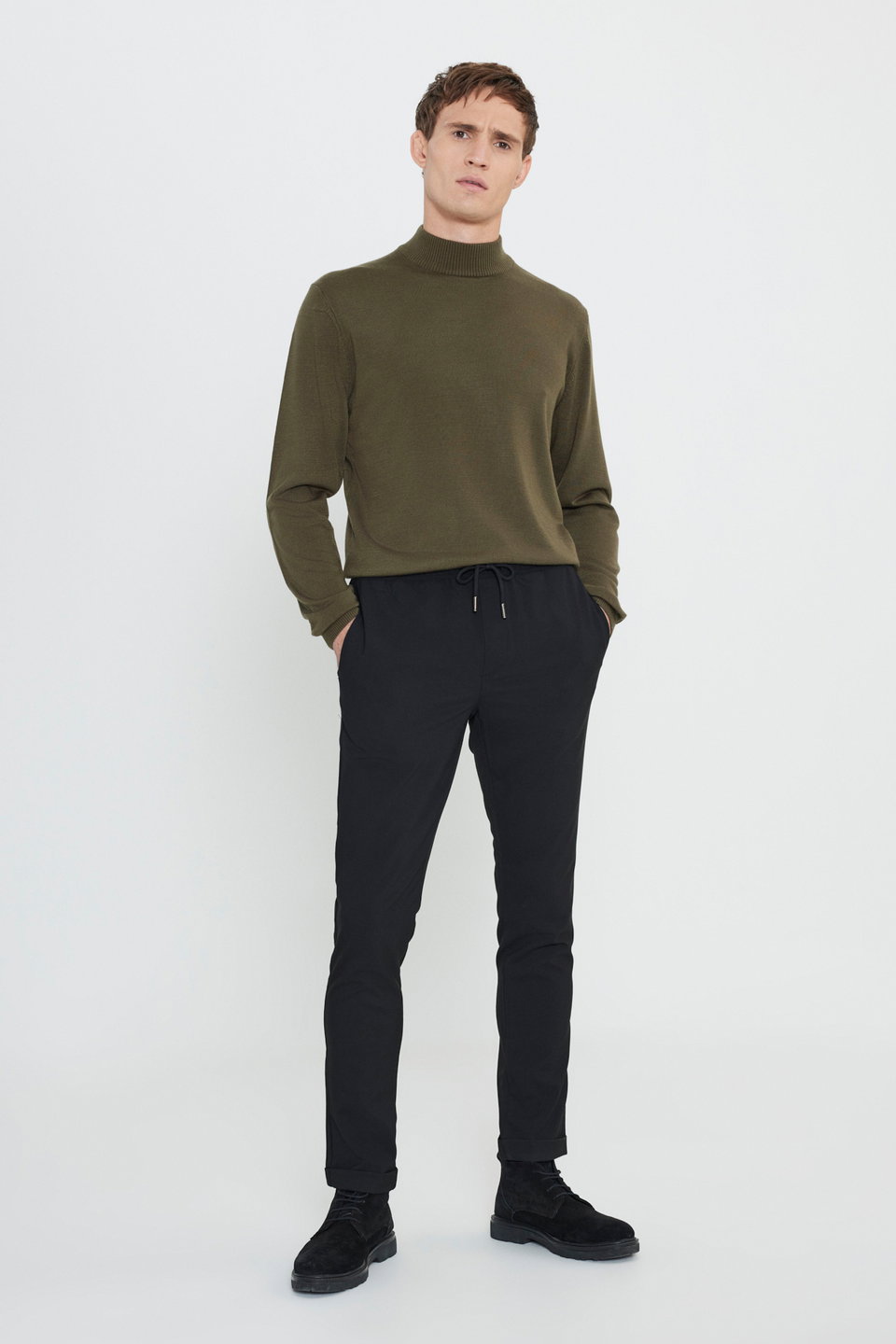 Slim Fit Tied Waist Jogger Pants with Side Pockets