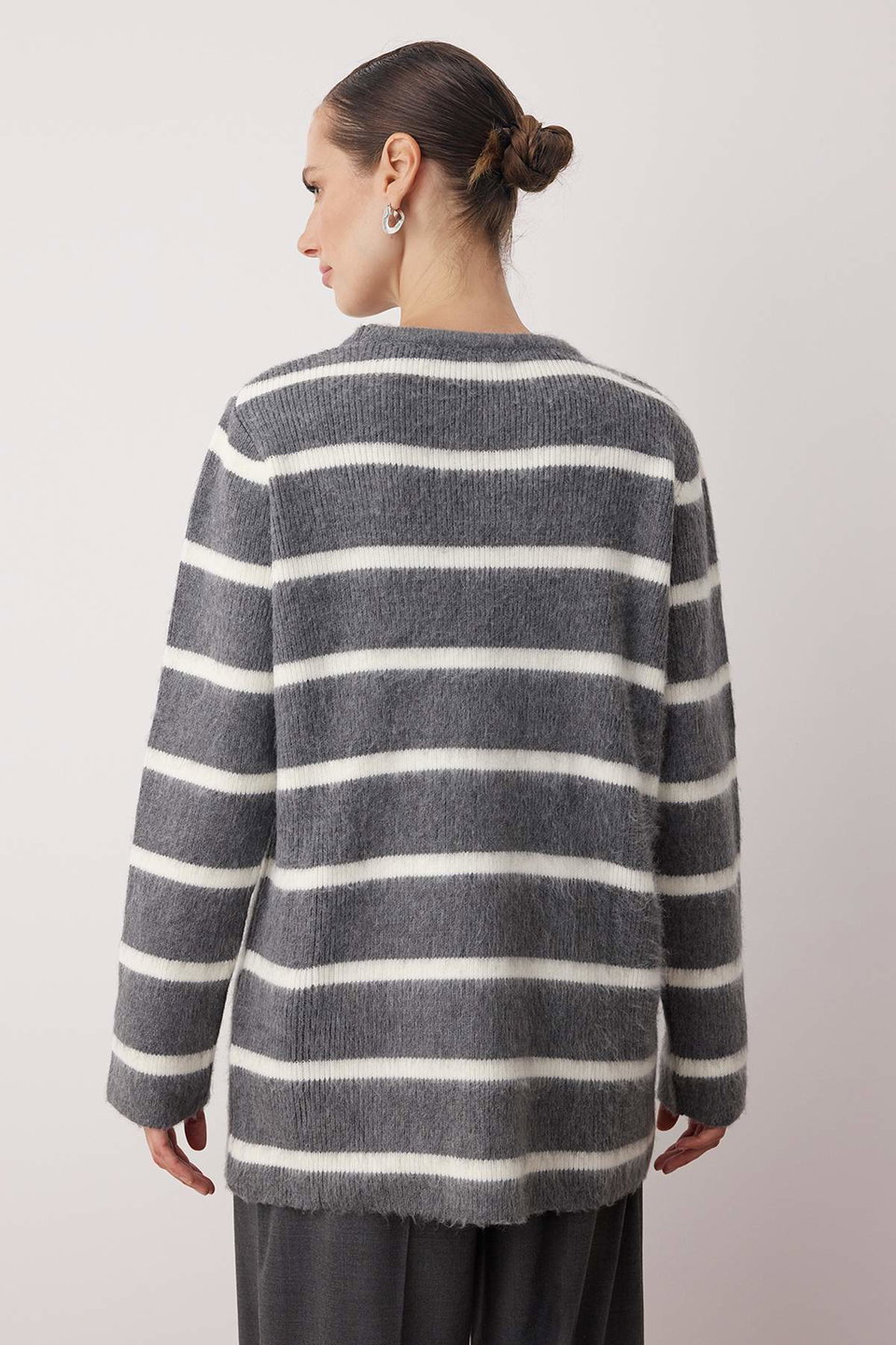 Striped Hairy Knit Sweater TCTAW26AK00004