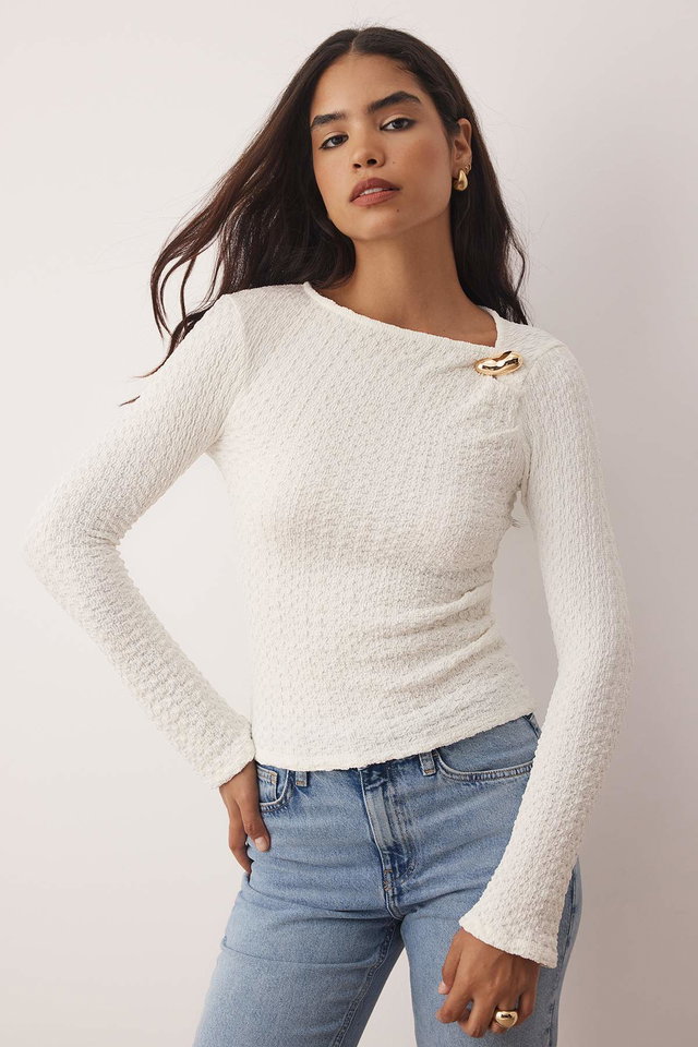 Ecru - Brown Fitted/Fits-Your-Body Accessory Detailed Textured Long Sleeve Flexible Knitted Blouse TWOAW26BZ00134