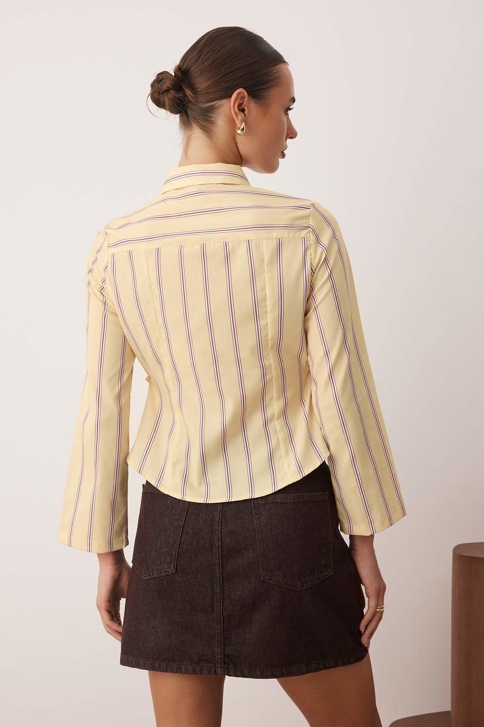 Multicolored Waist Gathered Fitted Wide Sleeve Shirt TWOAW26GO00013