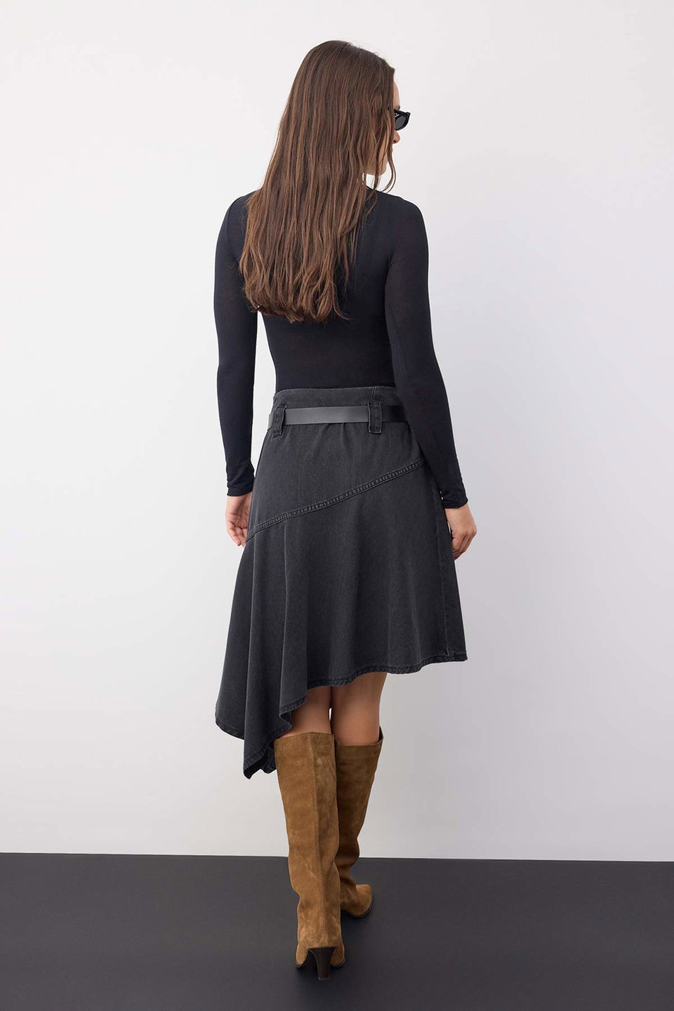 Wardrobe Essentials Belted Asymmetrical Midi Denim Skirt TWOAW26ET00076