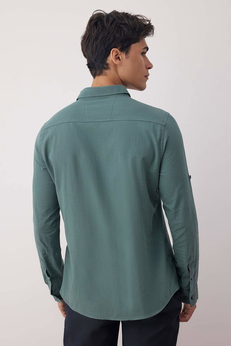 Button-down Collar Epaulette Slim Fit Long Sleeve 100% Cotton Linen Look Shirt TMNSS20GO0189