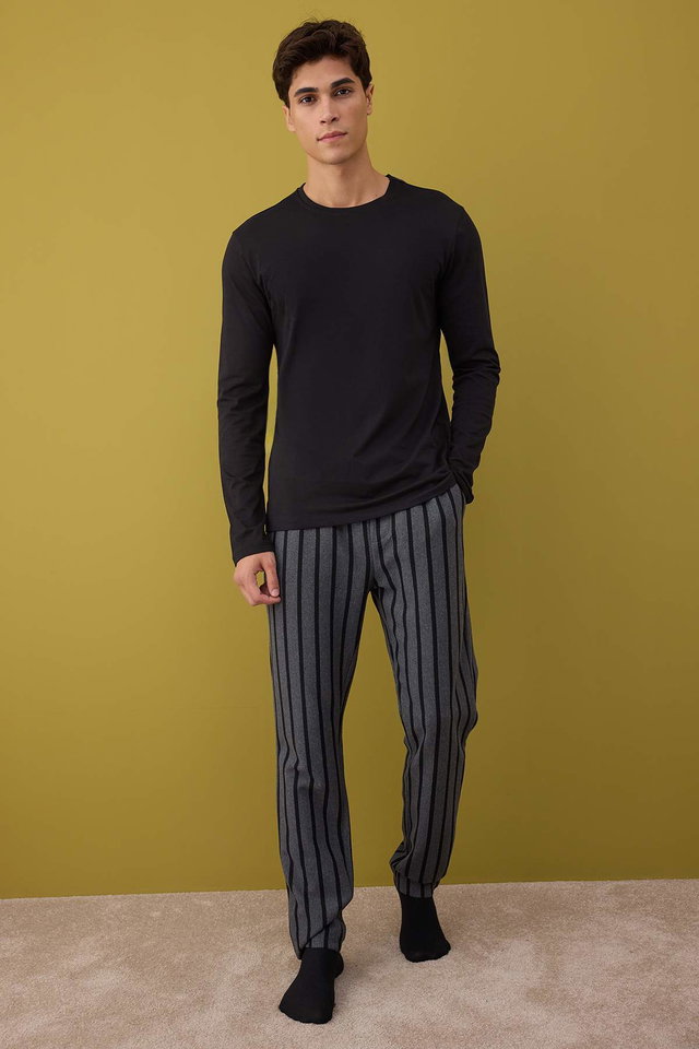 Schwarz - Beige Regular Fit Striped Textured Knitted Pajama Set TMNAW26PT00006
