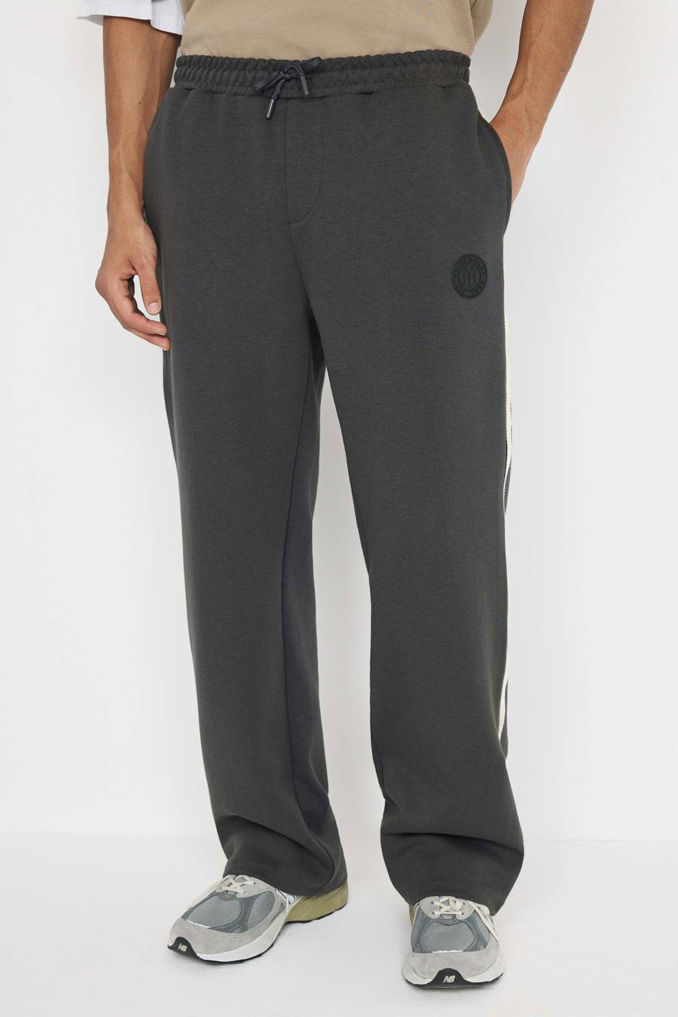Teen Straight Fit Stripe Detailed Silicone Labeled Thick Sweatpants TMNAW26EA00000