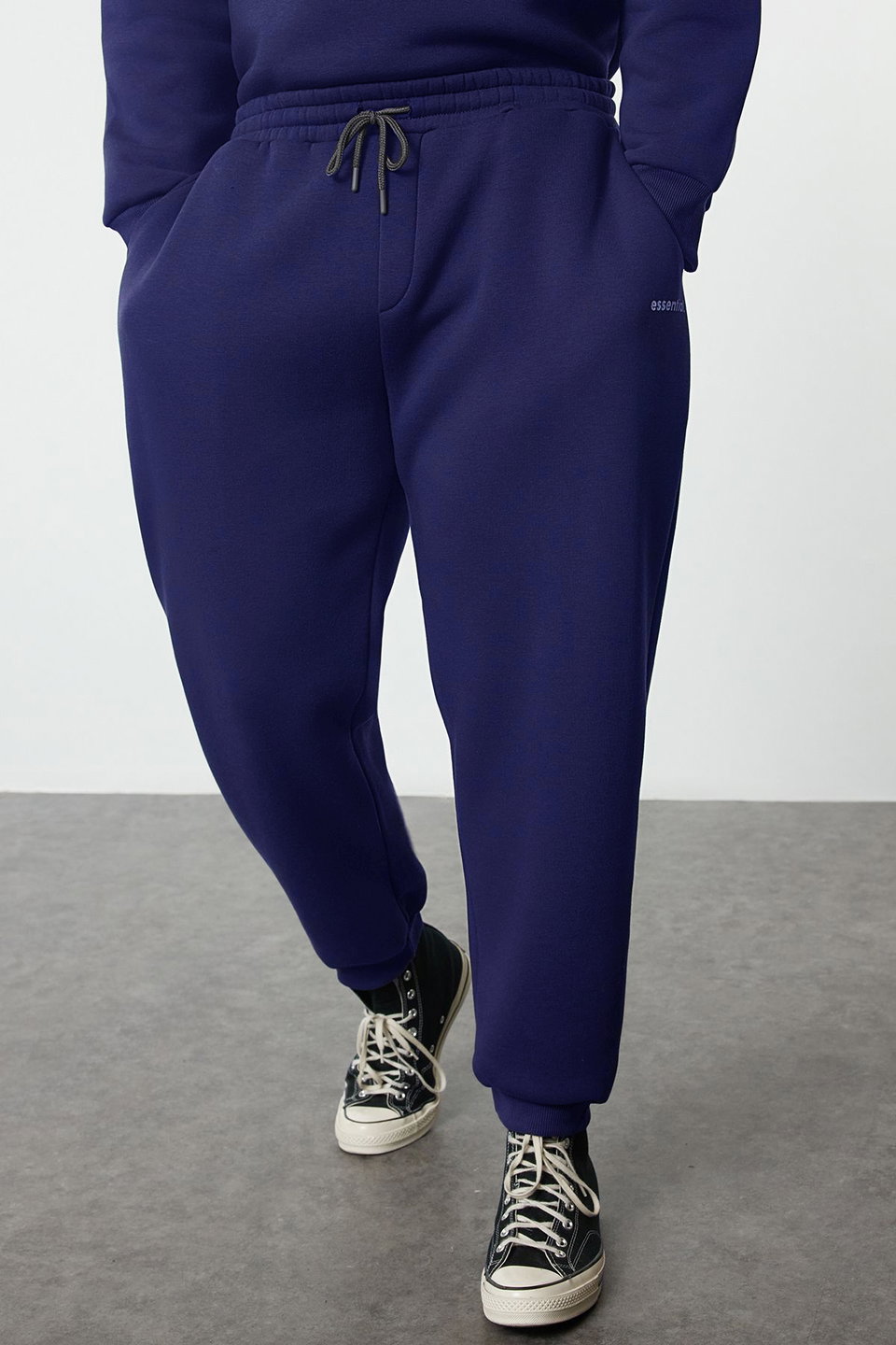 Plus size oversize/wide cut printed sweatshirt-sweatpants set tmnaw25ts00001