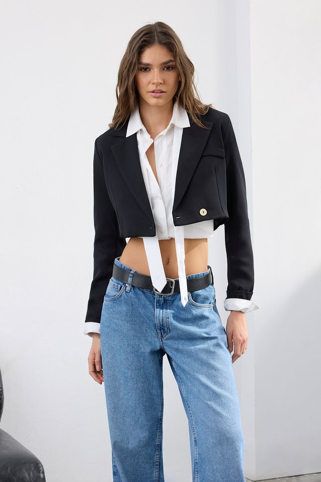 Black - Black Crop Lined Woven Blazer Jacket TWOAW22CE0086