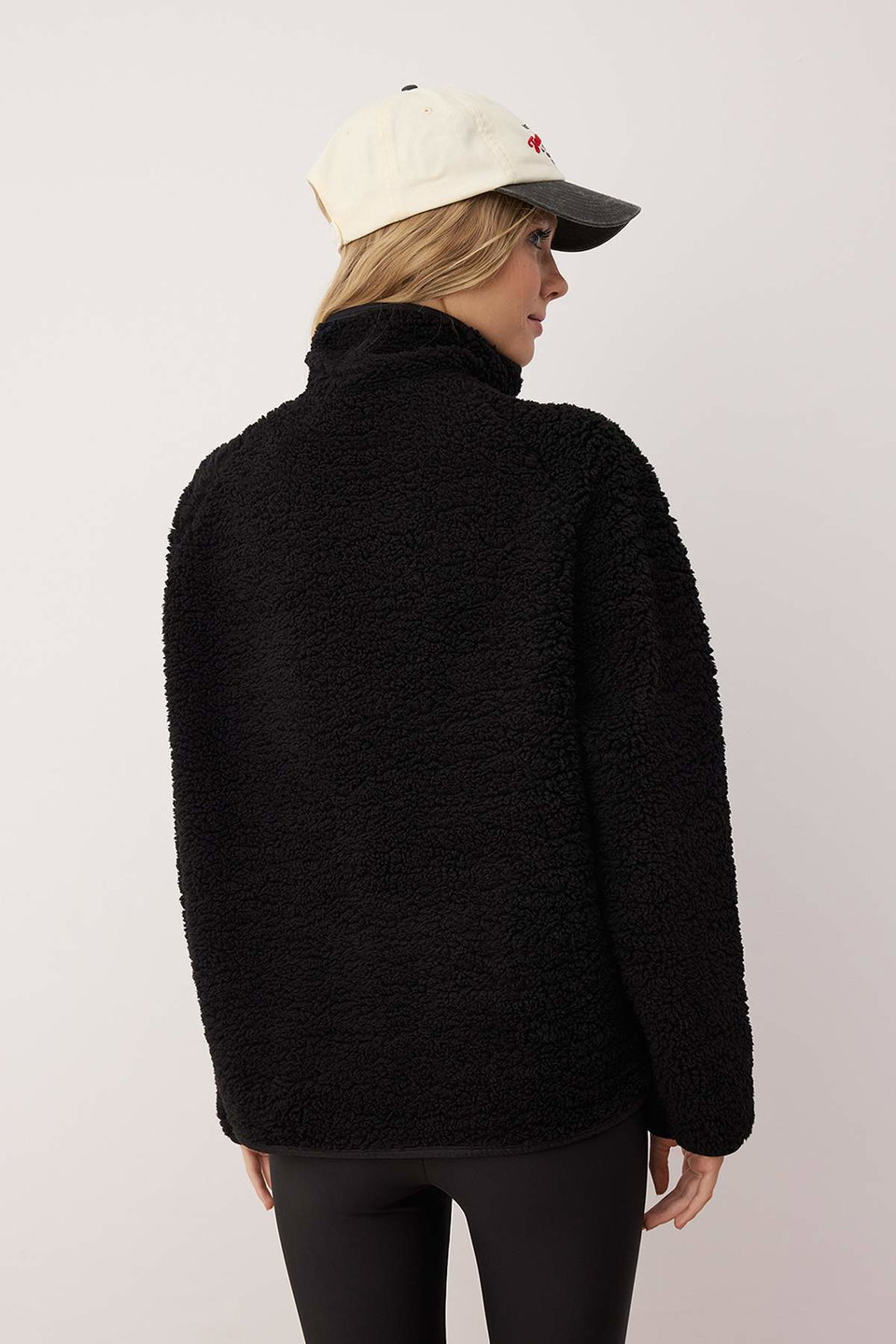 Oversize Plush Knitted Sports Jacket THMAW26SK00002