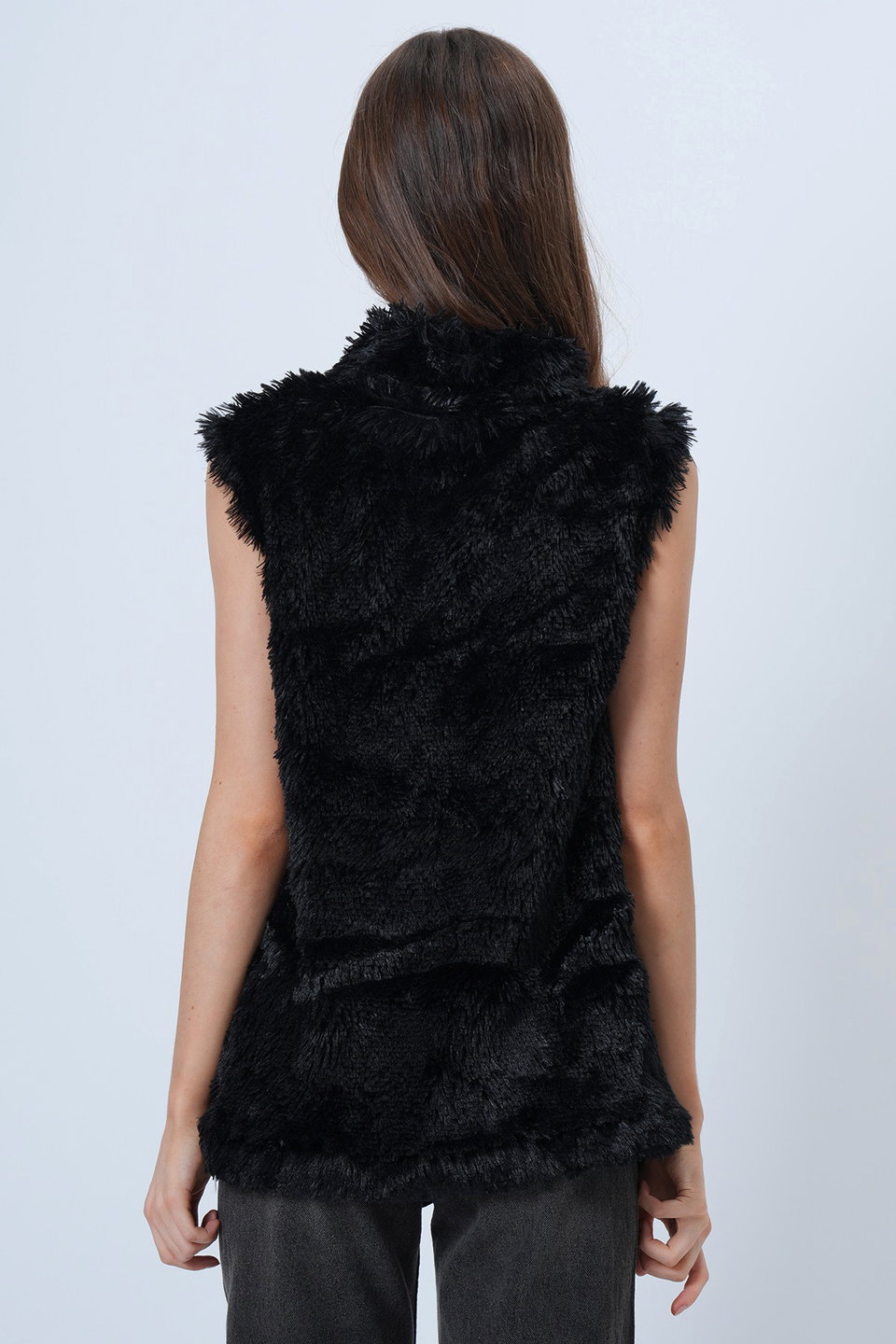 Women's mock neck sleeveless faux fur blouse alc-x14667
