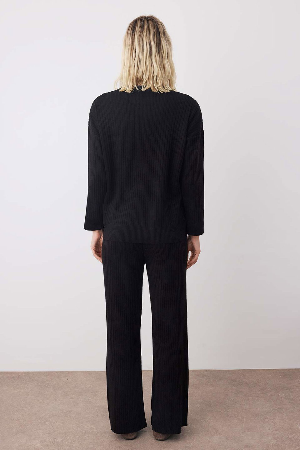 Wide Pattern Basic Ribbed Knitwear Bottom-Top Set TWOSS20AU0084