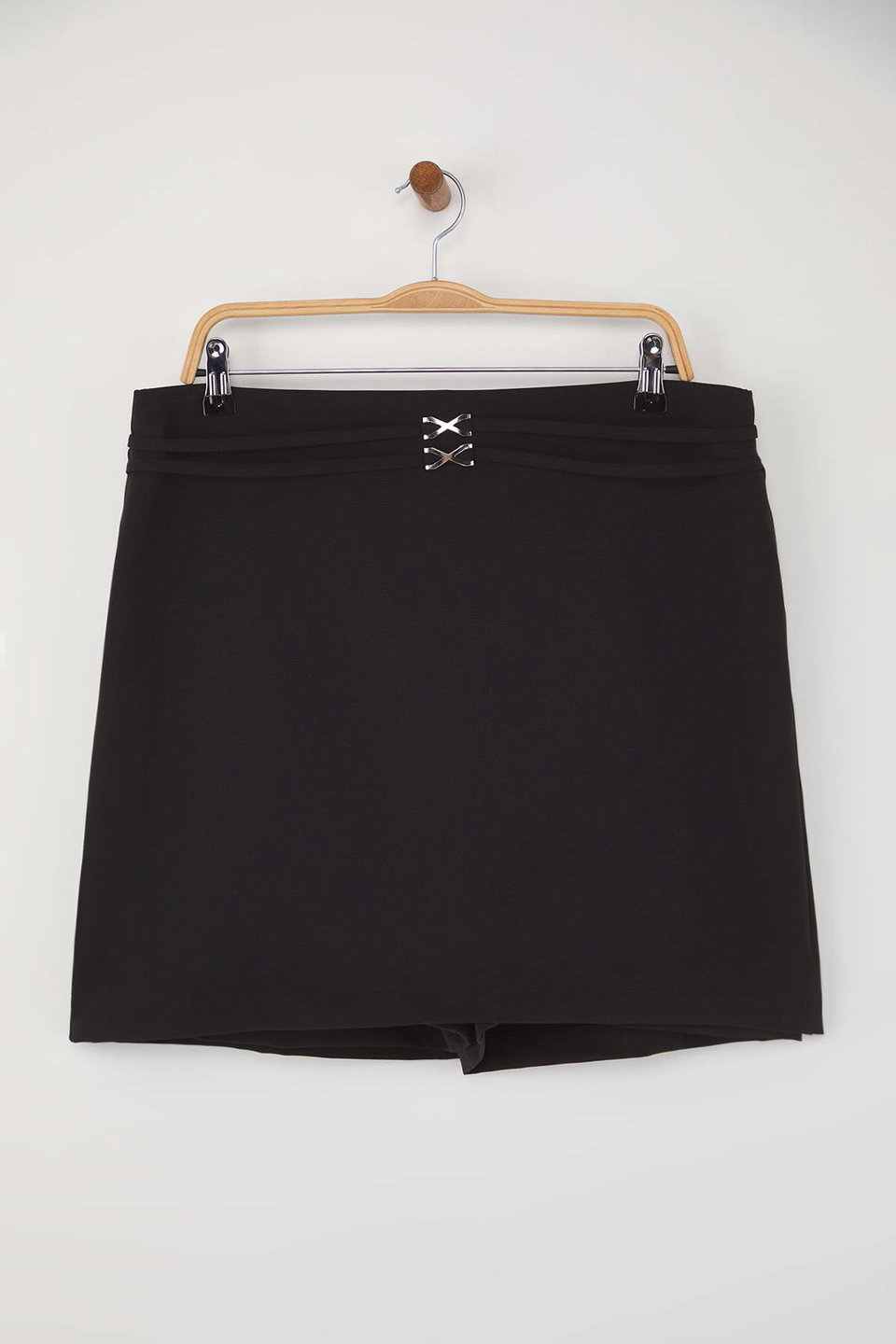 Belt Detailed Mini Woven Plus Size Shorts Skirt TBBAW26AZ00013