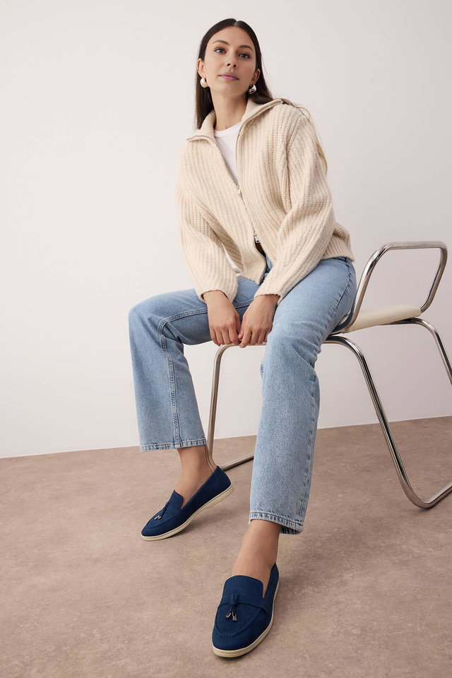 Dunkelblau - Navy Blue Suede Accessory Detailed Women's Loafer Shoes
TAKAW26LA00000