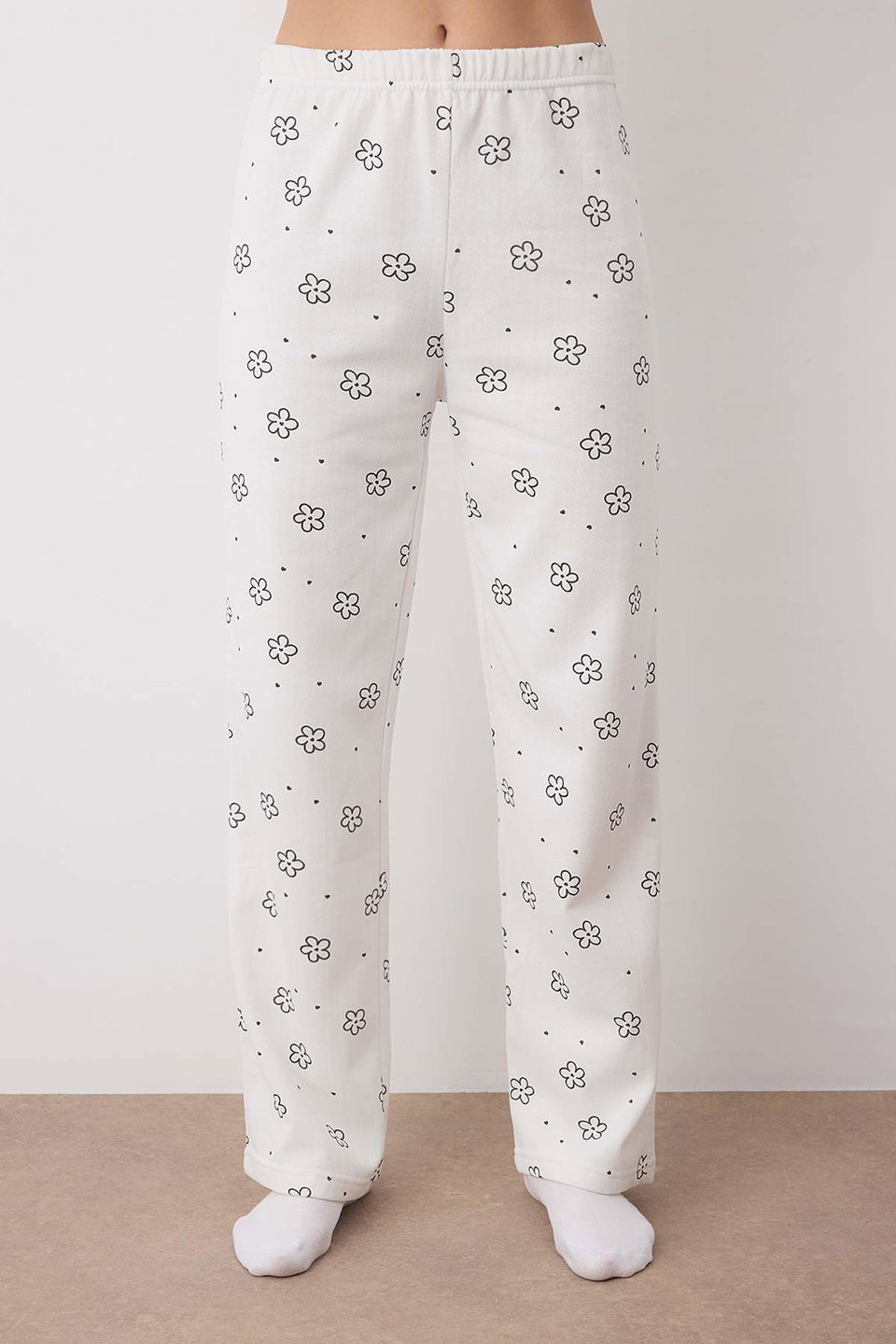 Cotton Floral Heart Pocket Detailed Knitted Pajama Set THMAW25PT00227
