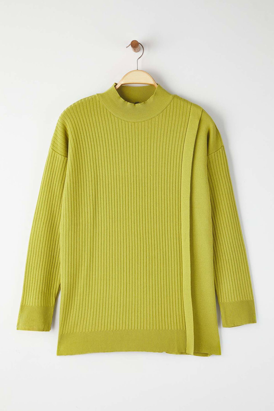 Oil Rib Knit Sweater TCTAW26AK00010