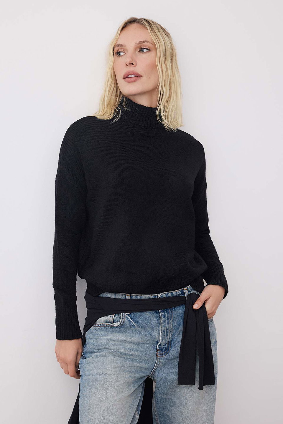 Wide Pattern Soft Texture Knitwear Sweater TWOAW23KZ00469