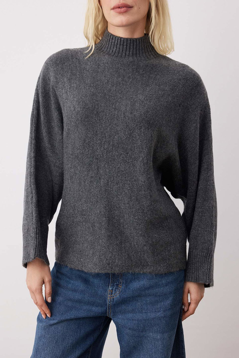 Soft Textured Wide Fit Knitwear Sweater TWOAW20KZ1059