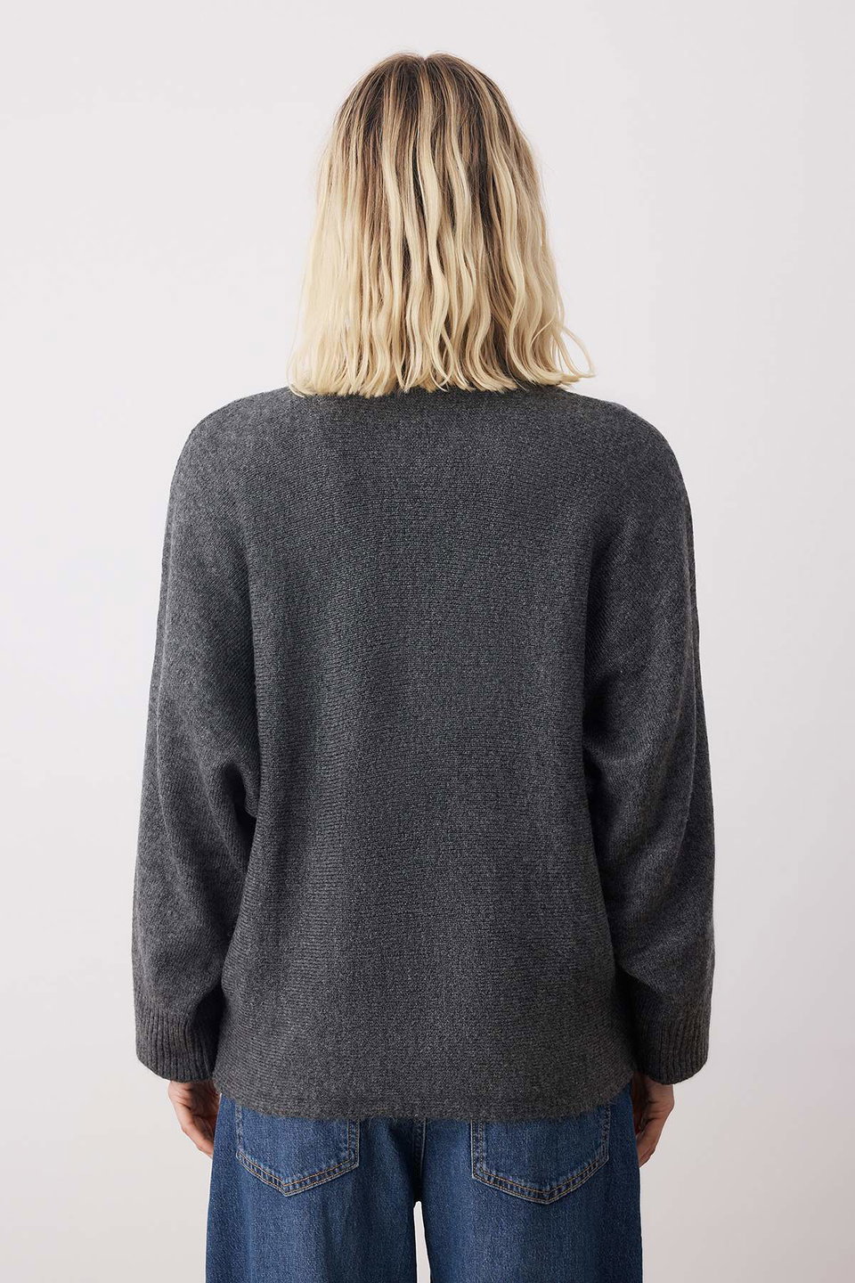 Soft Textured Wide Fit Knitwear Sweater TWOAW20KZ1059