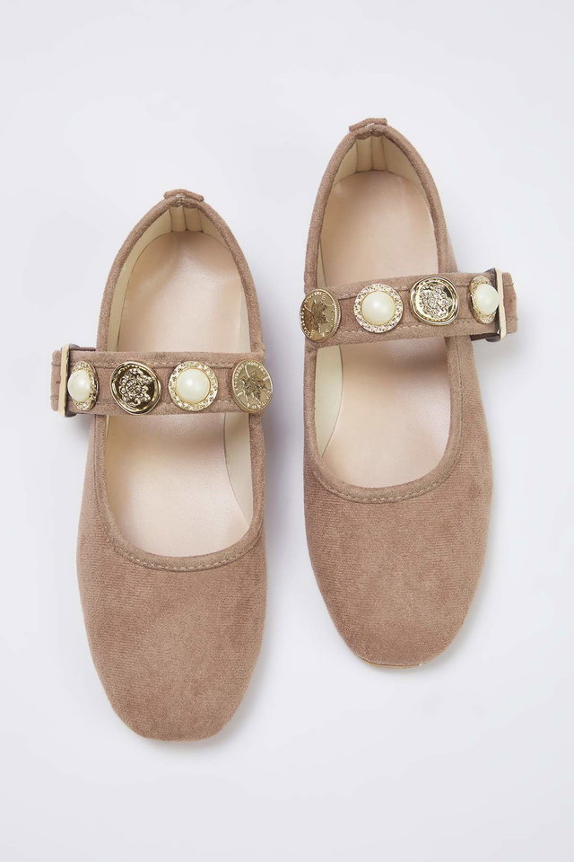 Mink - Brown Buckled Accessory Detail Round Toe Tweed Mary Jane Women's Ballerina TAXSS25BE00011
