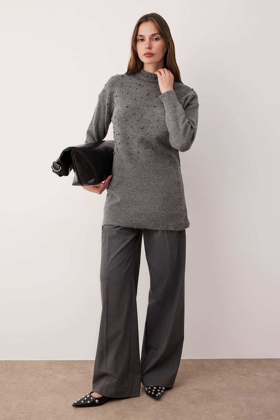 Metal Pearl Detailed Knitwear Sweater TCTAW26AK00006