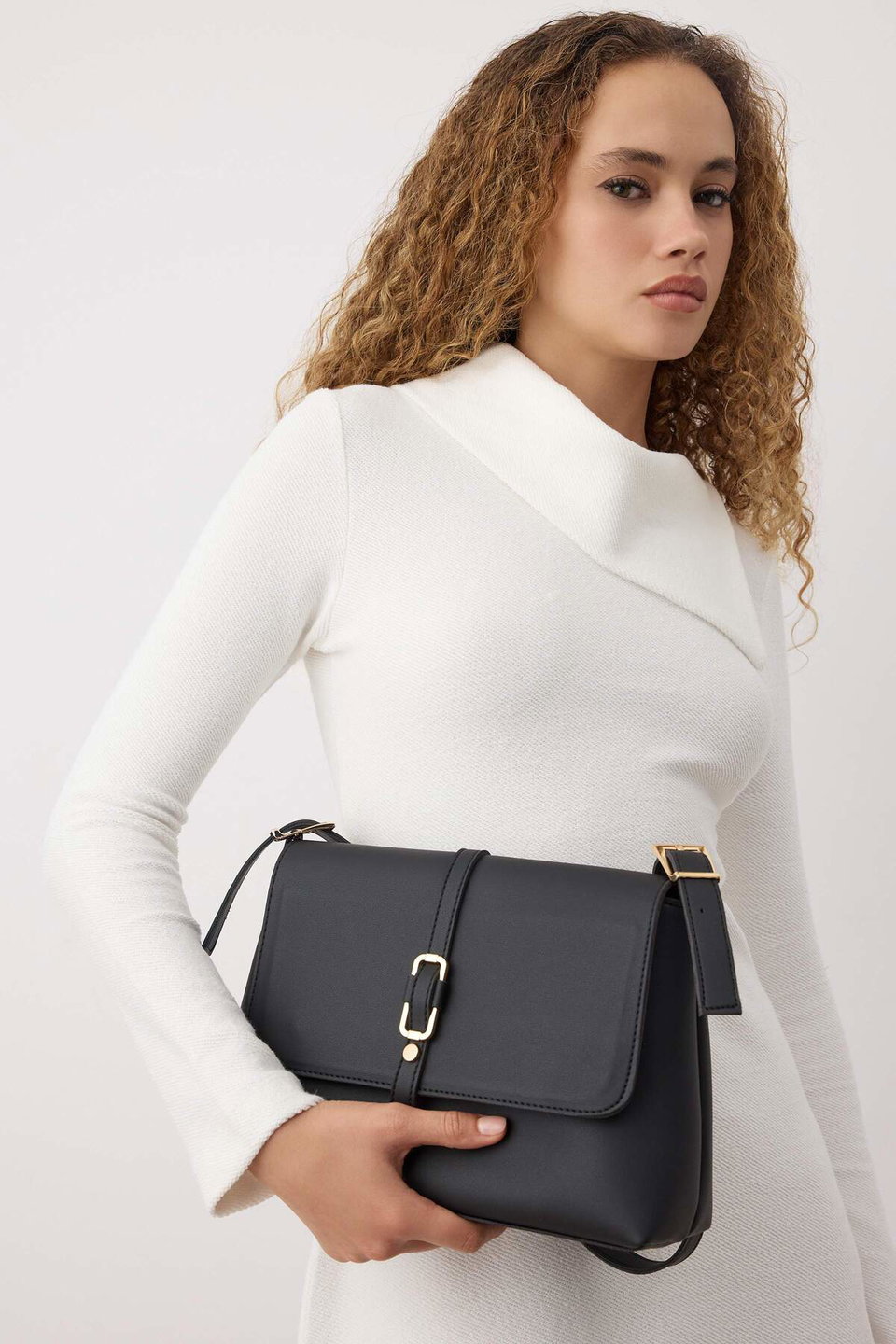 Oil women's mini/small city shoulder bag takaw26oc00024