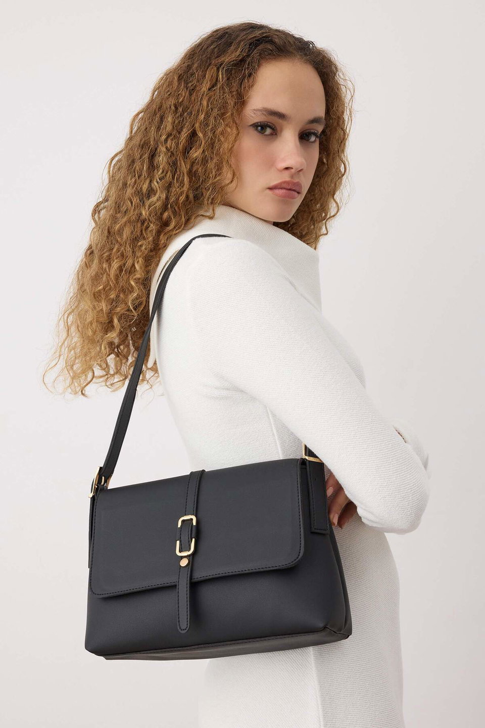 Oil women's mini/small city shoulder bag takaw26oc00024