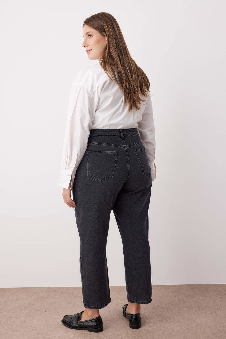 Stoned High Waist Plus Size Mom Jeans TBBAW26CJ00044
