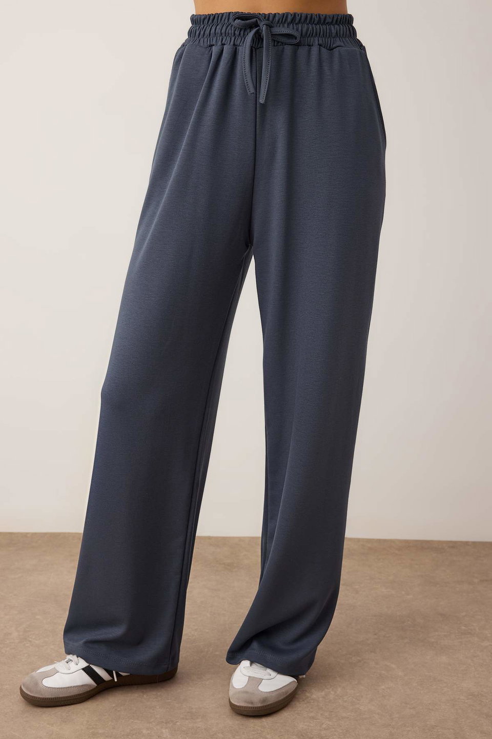 Short Sleeve Crew Neck Relaxed/Comfortable Pattern Flexible Knitted Bottom - Top Set TWOAW26AU00084