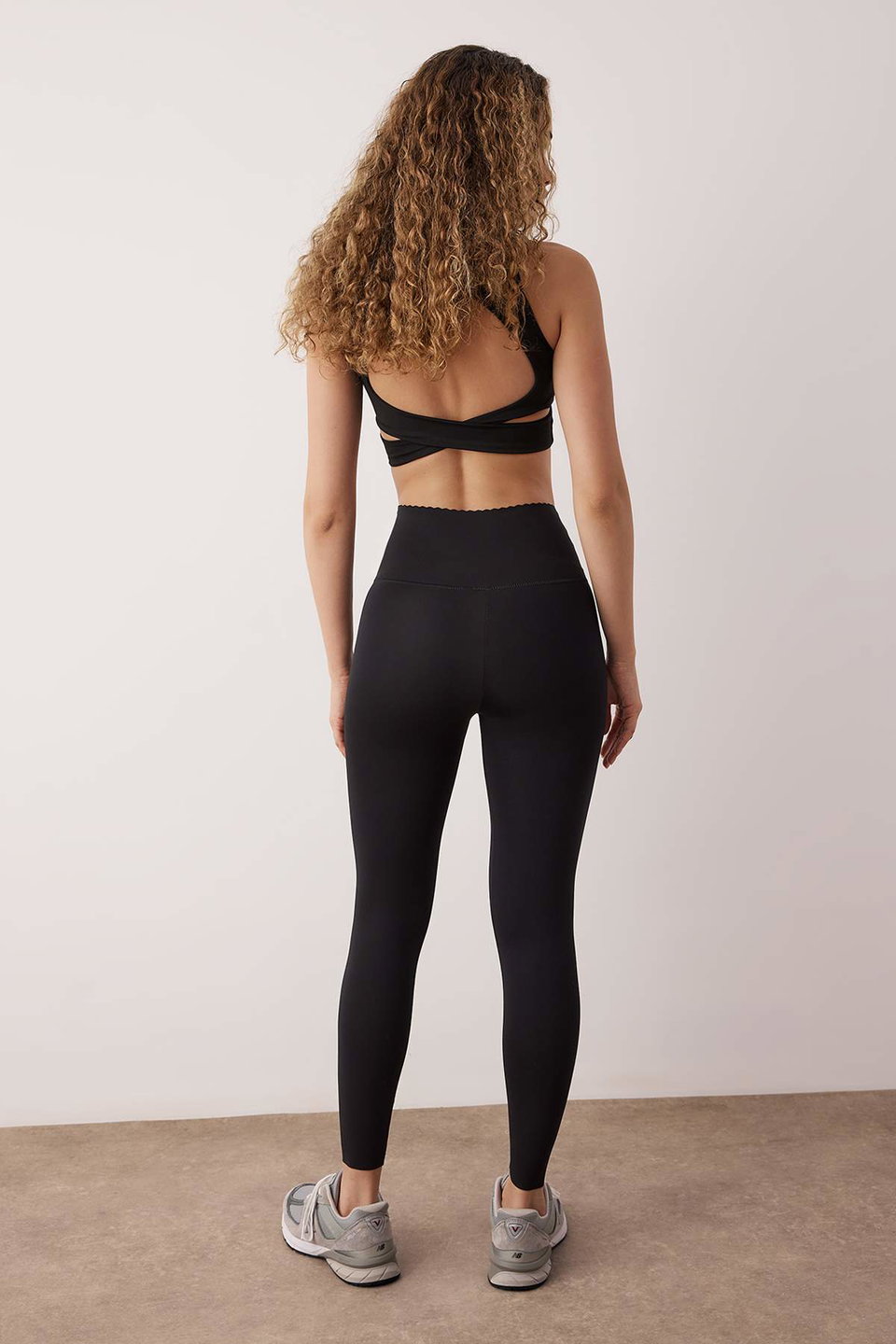 matte finish extra firm sports leggings thmaw26ty00019