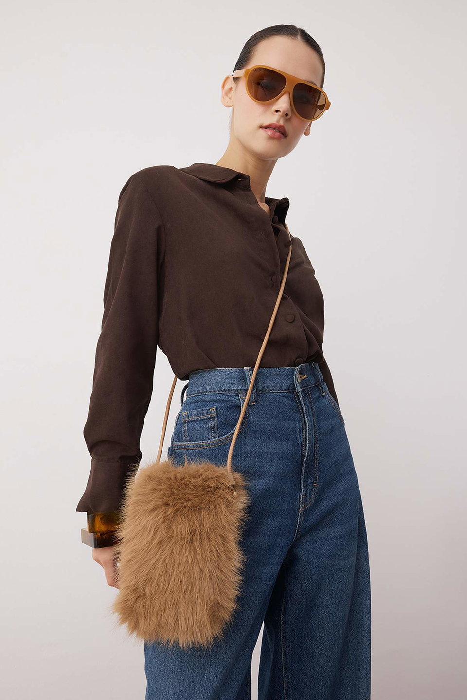 Camel Faux Fur Crossbody Women's Shoulder and Phone Bag Takaw26Oc00067