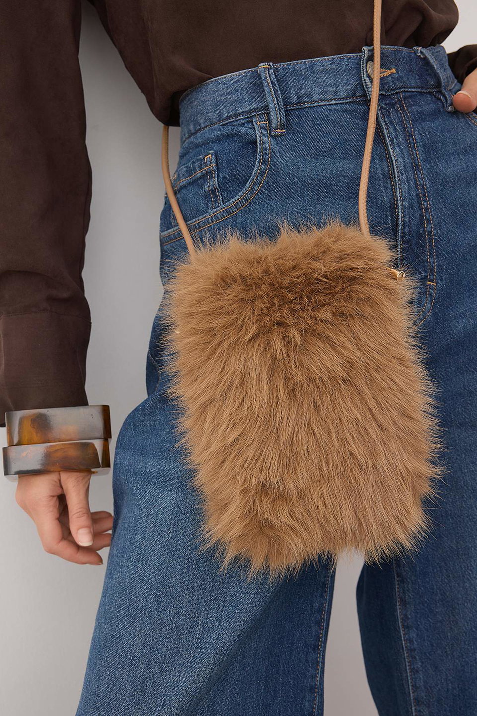 Camel Faux Fur Crossbody Women's Shoulder and Phone Bag Takaw26Oc00067
