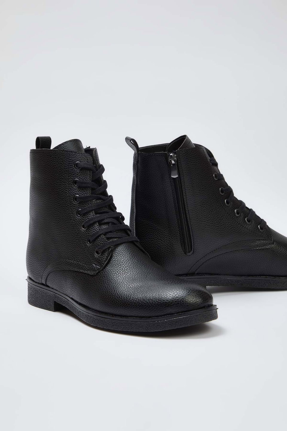 Lace-Up Men's Boots Takeaw26Bo00021