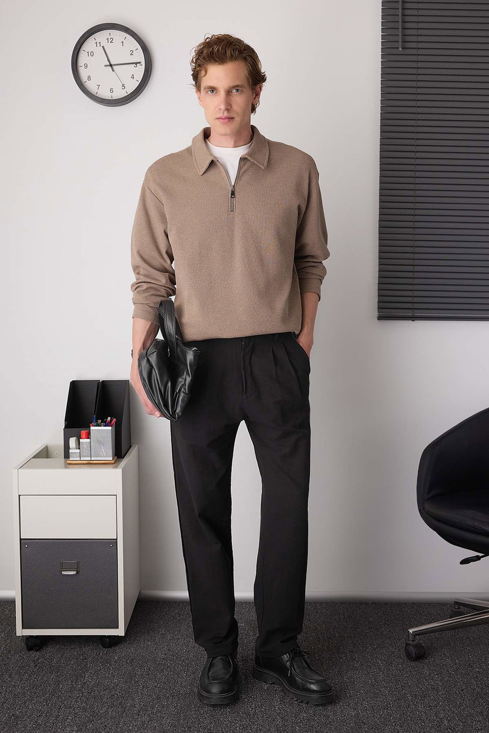 Pleated Comfortable Linen Look Cotton Trousers TMNAW26PL00003