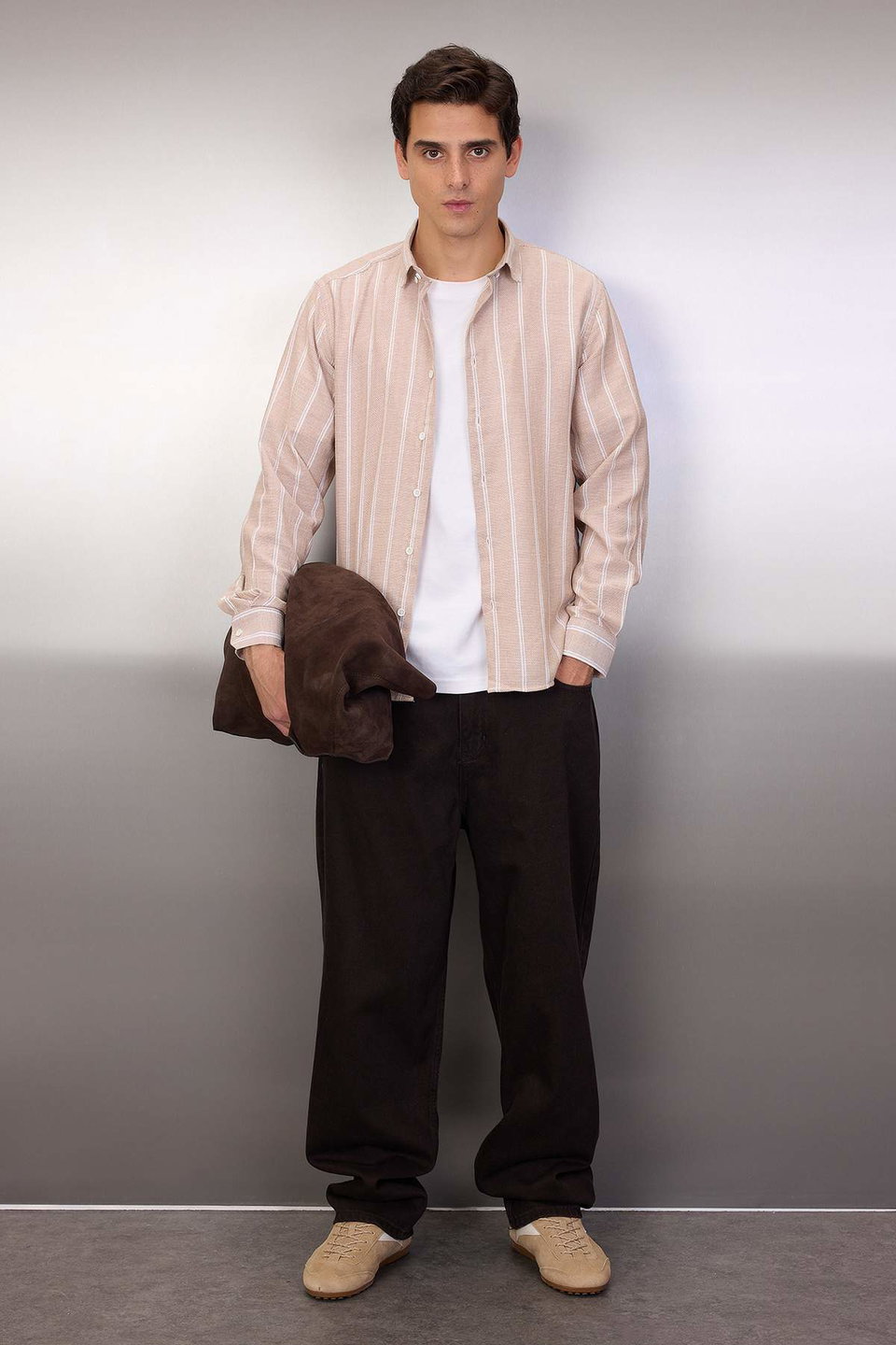 Slim Fit Button Collar Striped Shirt TMNSS22GO0028