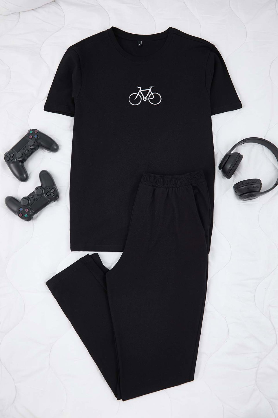 Regular Fit Embroidered Knitted 3 Piece Pajama Set TMNAW25PT00024
