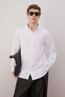 White*001