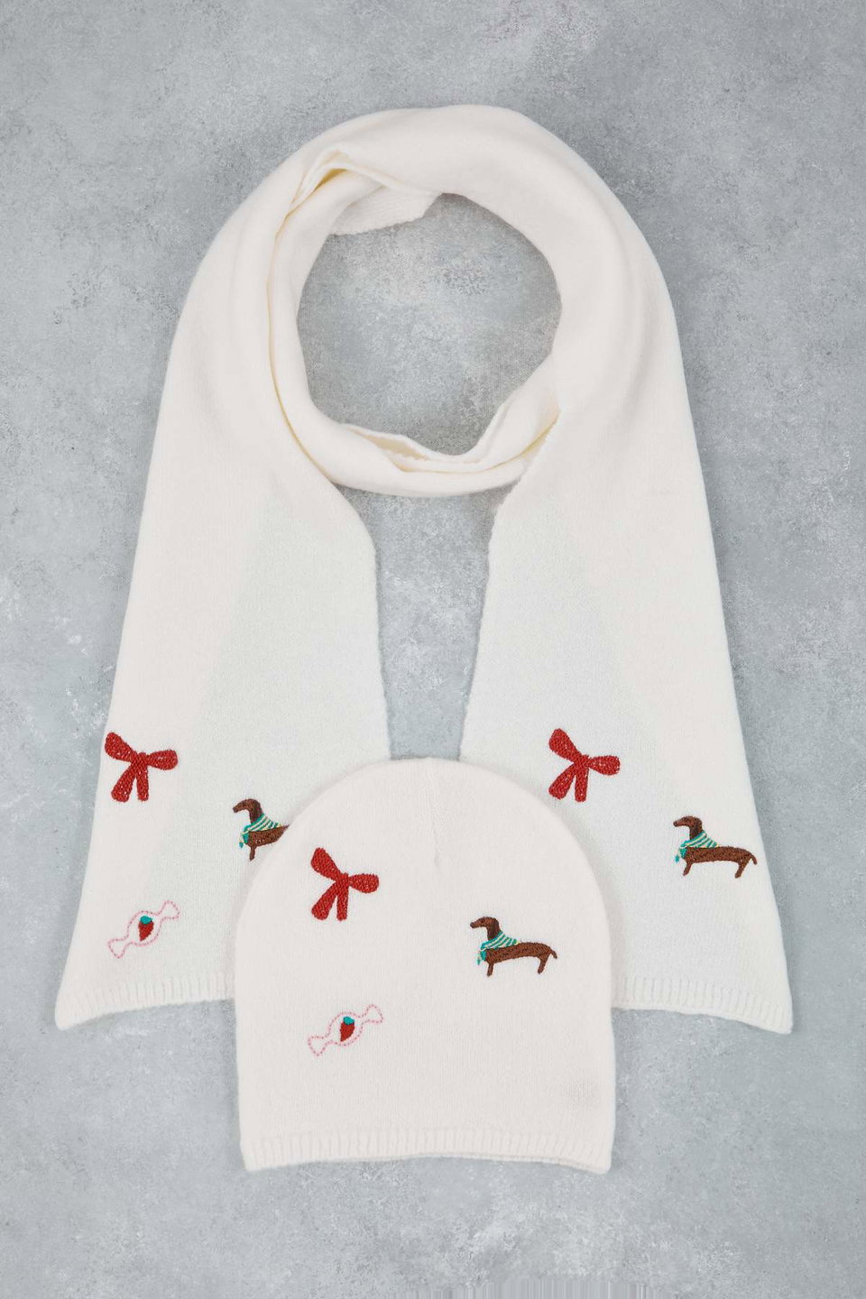 embroidered scarf & beanie set twoaw26as00001