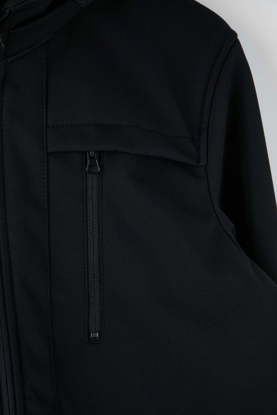 Regular Fit Detachable Hooded Softshell Wind and Water Resistant Jacket TMNAW22MO0118