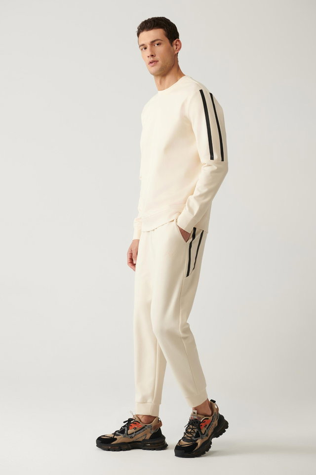 Beige - Men's Beige Waist Lace-Up Elastic Bi-Stretch Regular Fit Sweatpants A41Y3408
