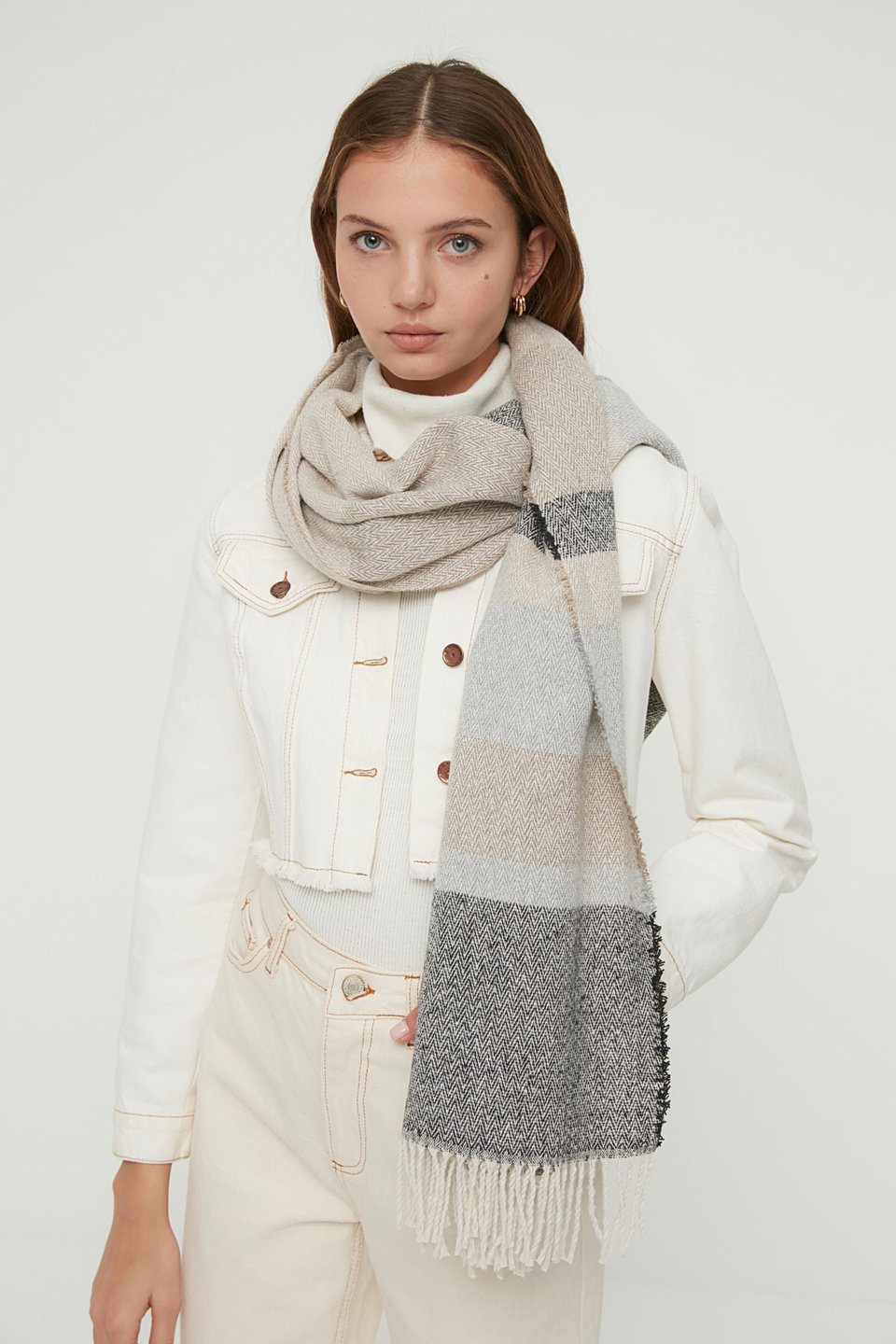 Women's Multicolored Blocky, Soft Textured Scarf TWOAW22AT0051