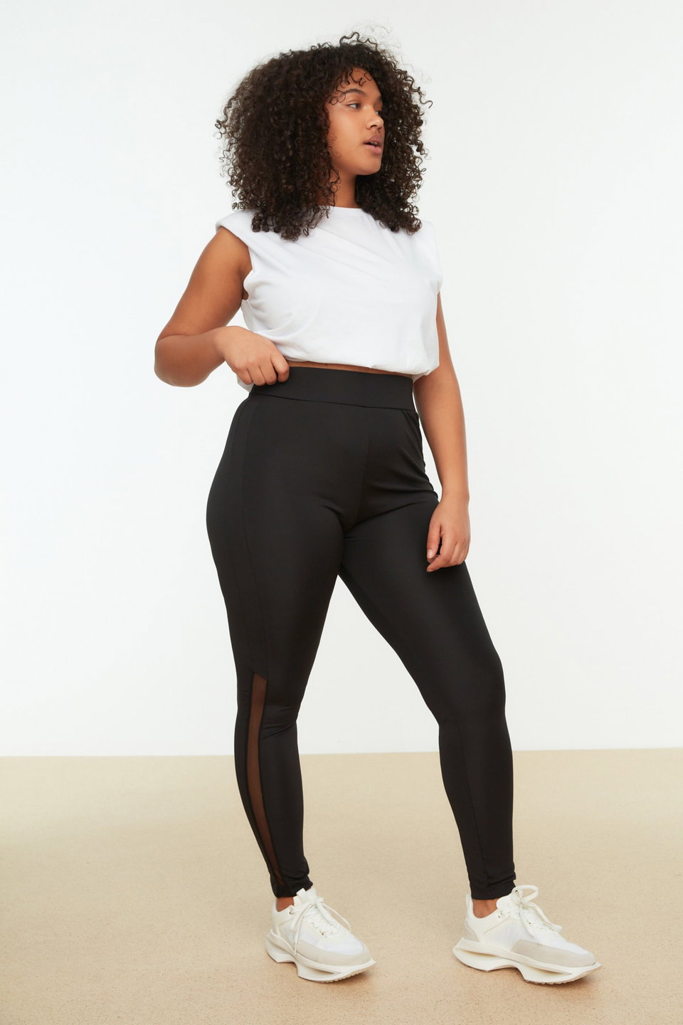 Tulle Detailed Compression Knitted Sports Leggings TBBSS22TY0003