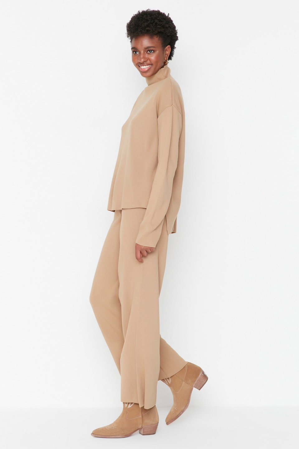 Stand Collar Knitwear Top-Bottom Set TWOAW21AU0060
