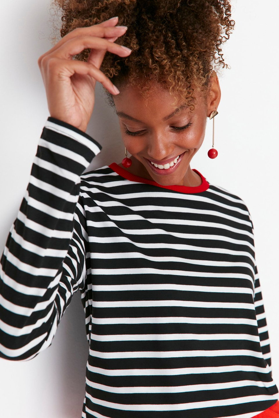 Striped Relaxed Pattern Basic Crew Neck Colorful Ribbed Knitted T-Shirt TWOAW23TS00026