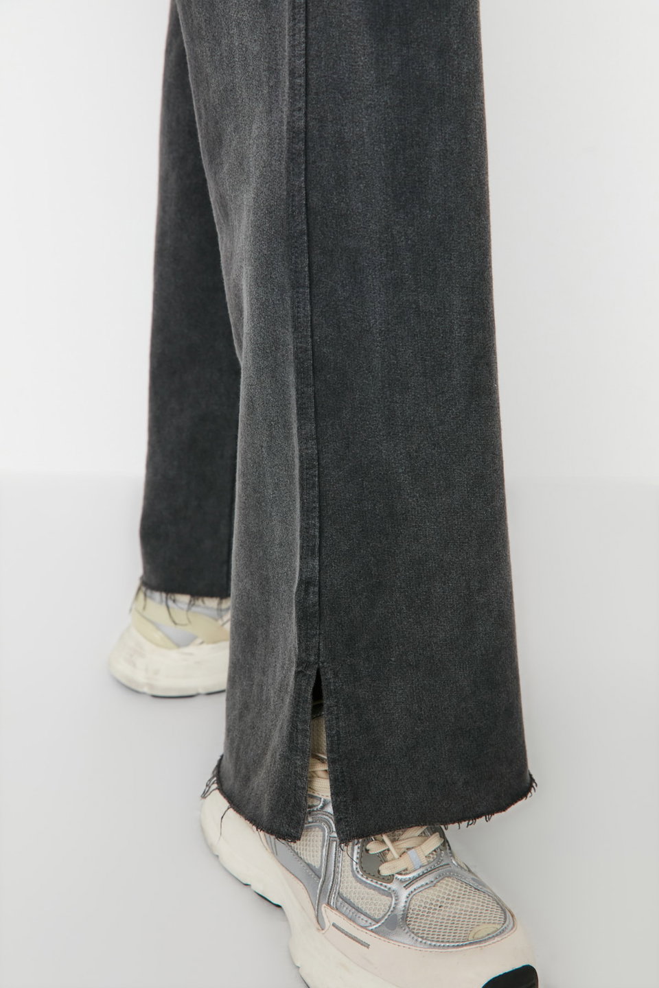 Faded Effect Wide Leg/Wide Leg Normal Waist Thin Knitted Sweatpants Trousers TWOAW22EA0426