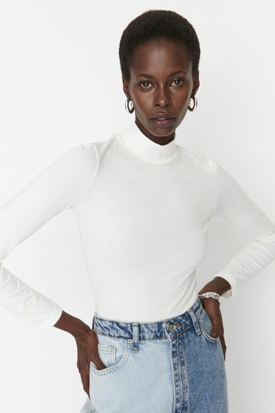 Turtleneck Snap Knitted Bodysuit TWOAW21BD0008