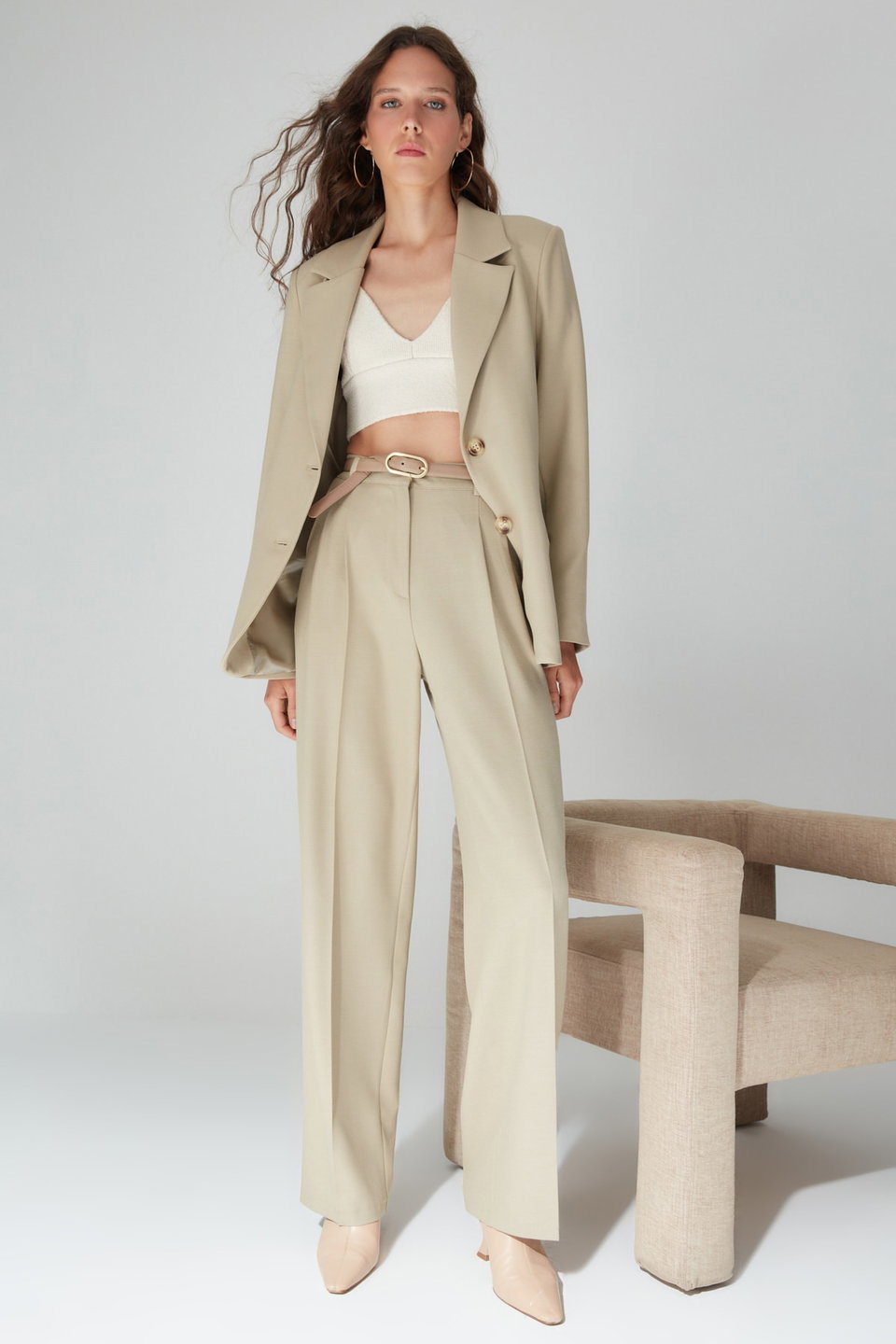 Limited Edition Straight/Straight Cut Pleated Woven Fabric Trousers TWOAW23PL00401