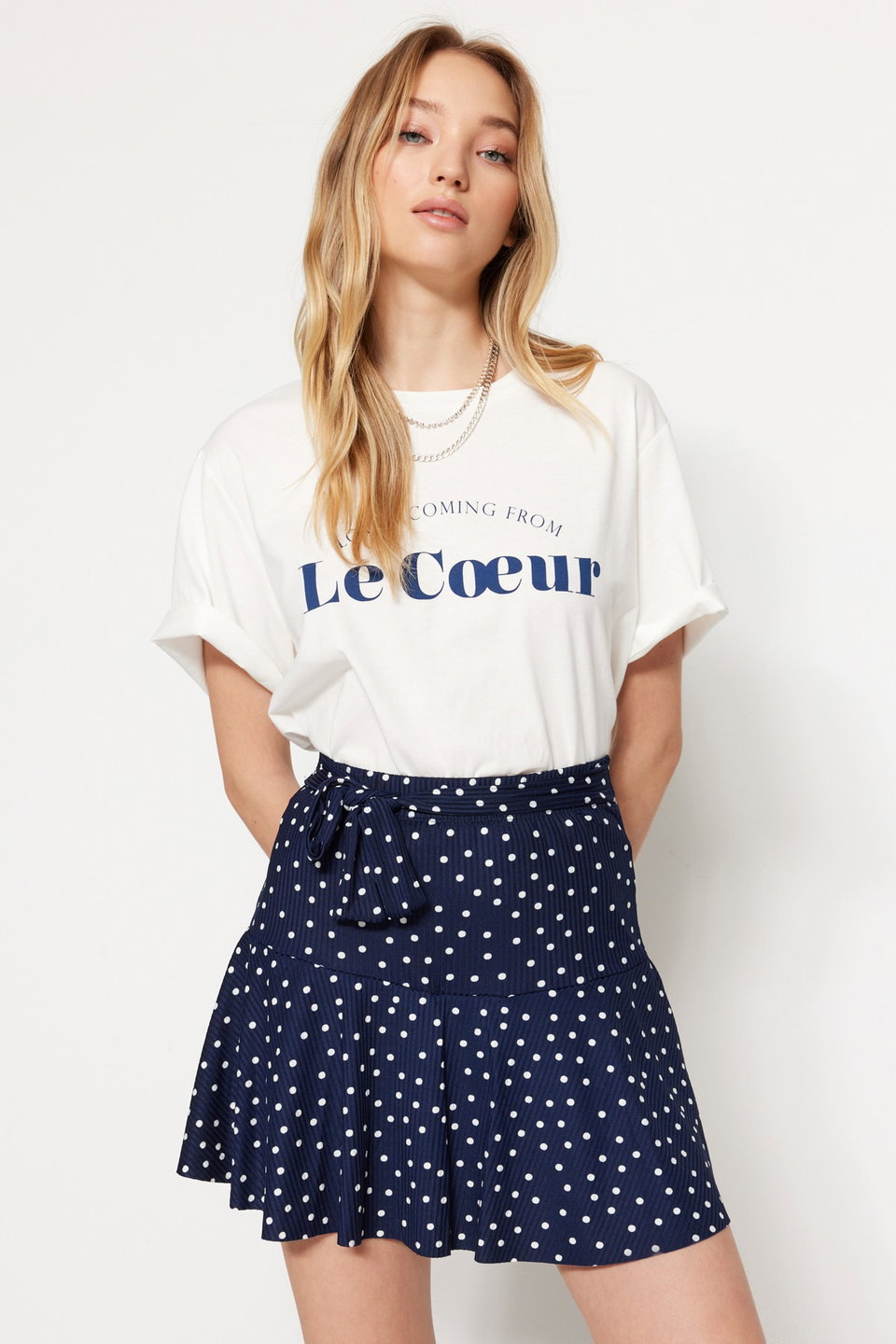 Plain Skirt Look High Waist Mini Knitted Shorts TWOSS21SR0621
