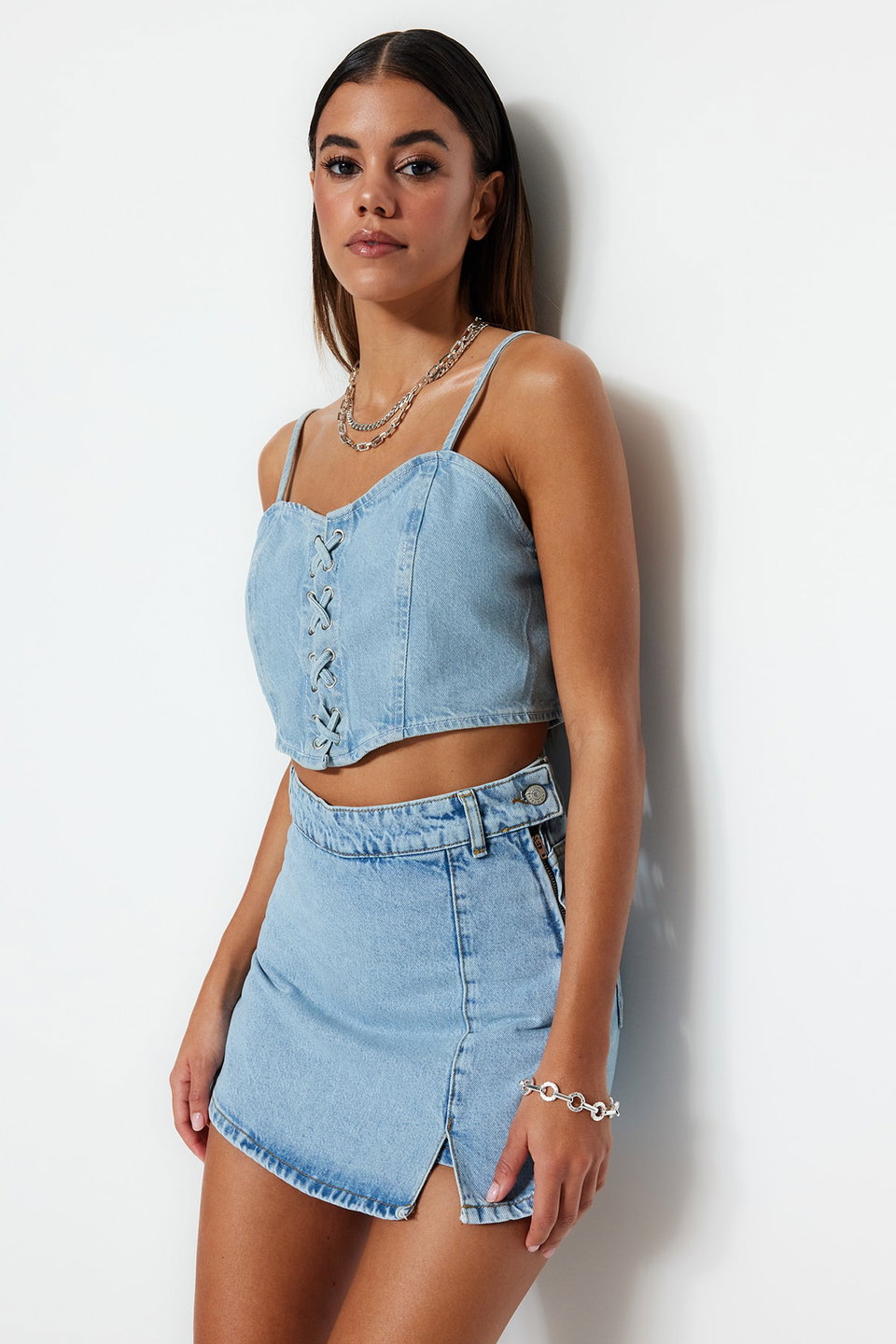 Slit Denim Shorts Skirt Twoss23Sr00091