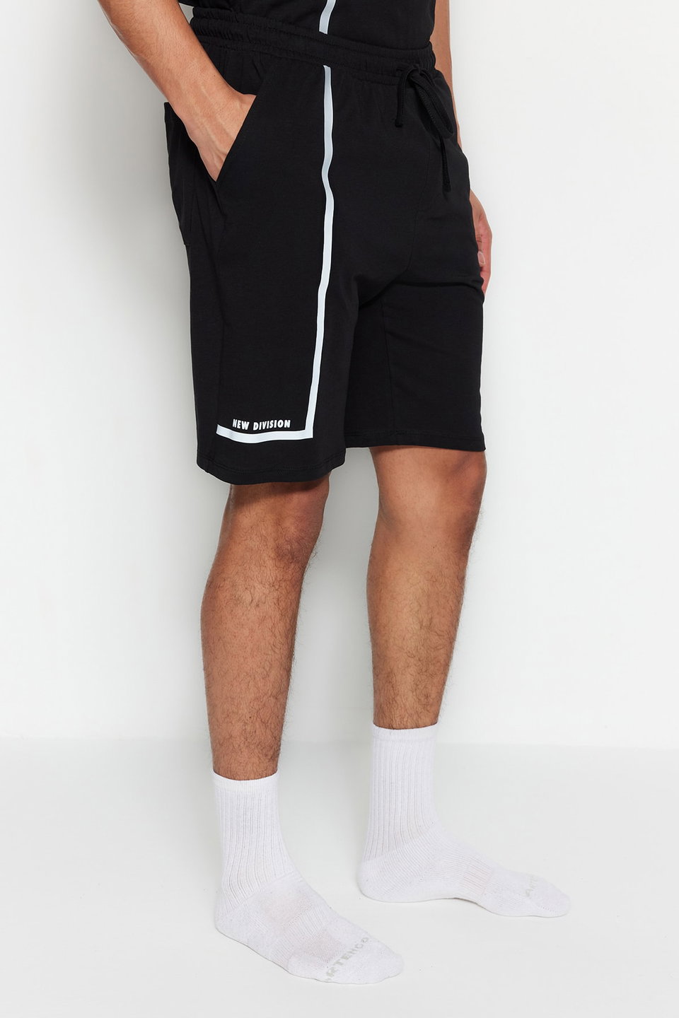 Regular Fit Crew Neck Printed Shorts Pajamas Set TMNSS23PT00017