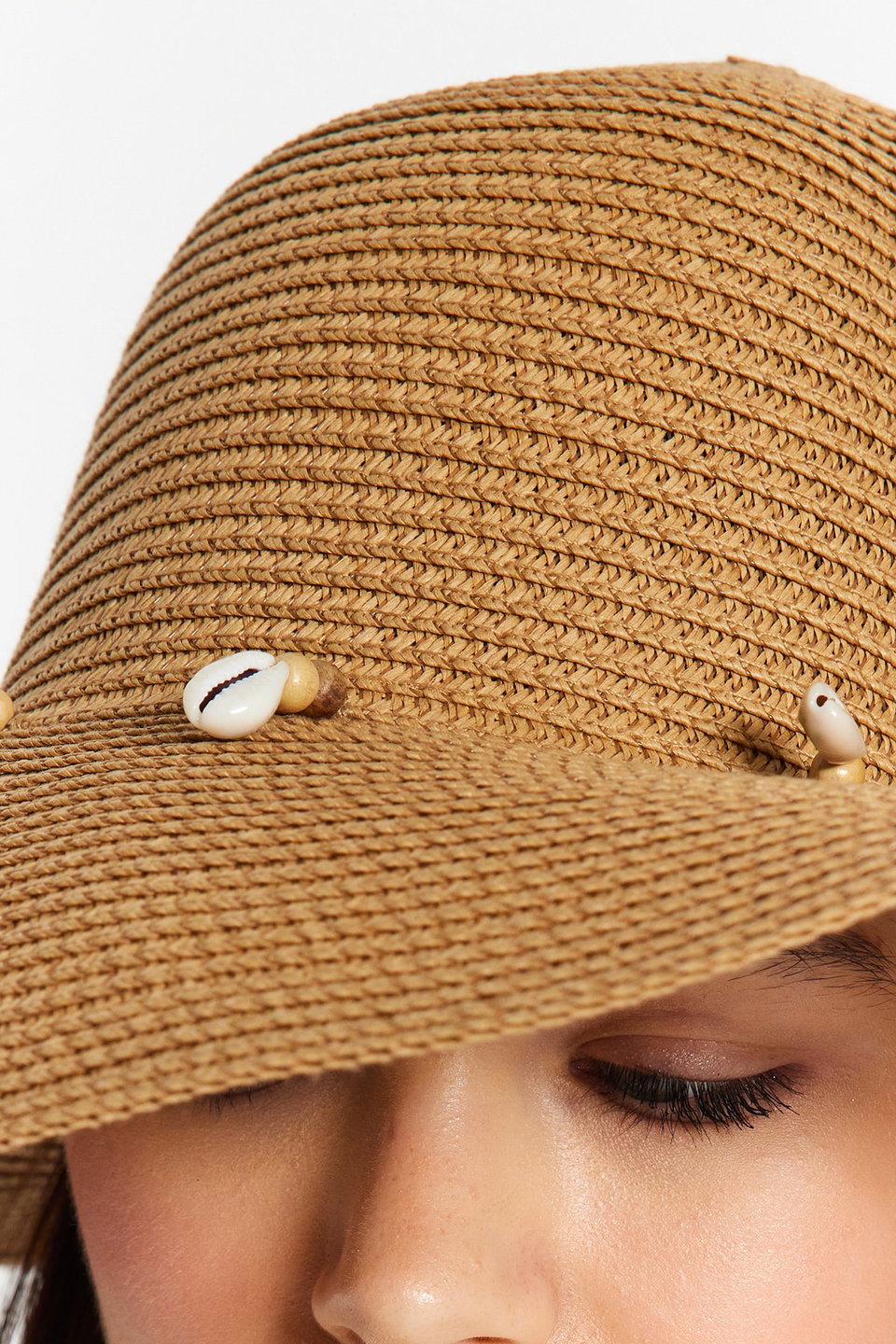 Camel Shell Detail Straw Hat for Women TWOSS23SP00011