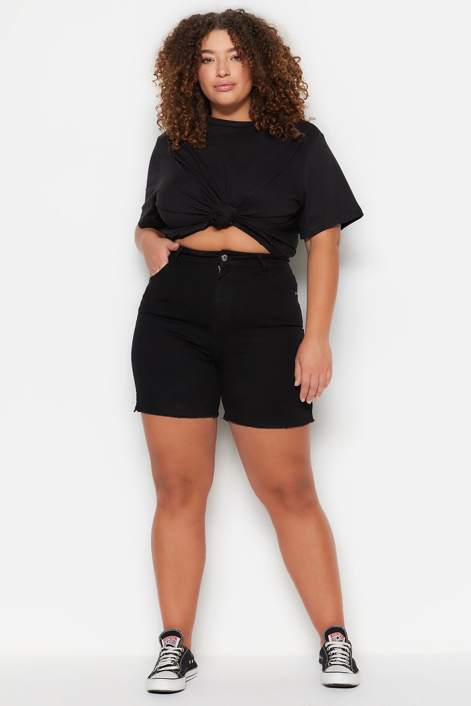 High Waist Flexible Skinny Denim Shorts & Bermuda TBBSS23AP0009 with Side Slits.